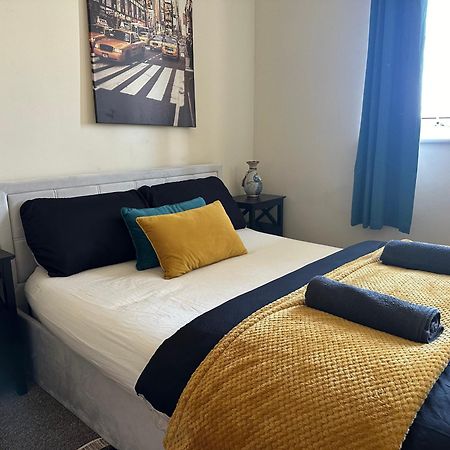 Abba Corner Apartment Лондон Екстериор снимка