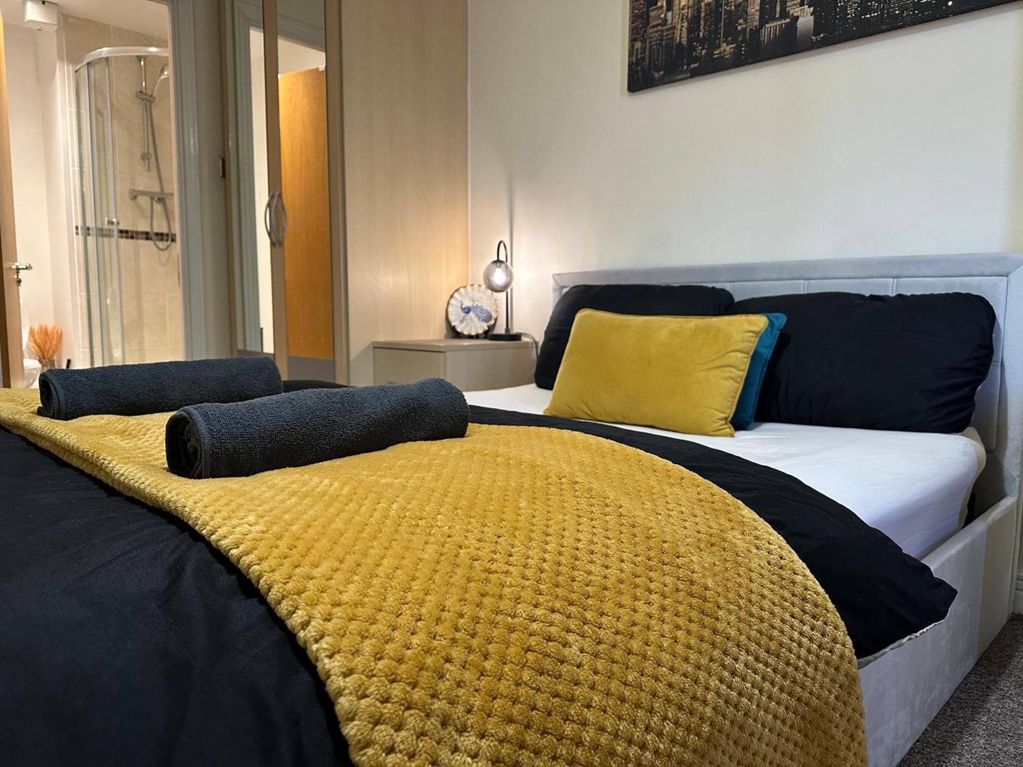 Abba Corner Apartment Лондон Екстериор снимка